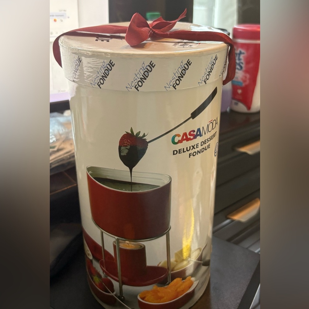 Red Deluxe Dessert Fondue Set